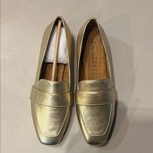 NEW Kelsi Dagger Metallic Gold Flats